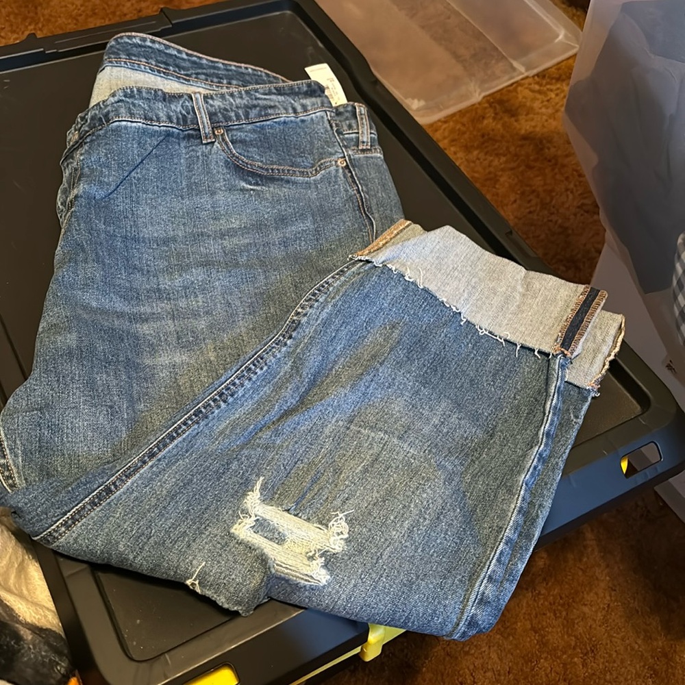 NWT Distressed boyfriend ankle jeans size 22 plus old navy